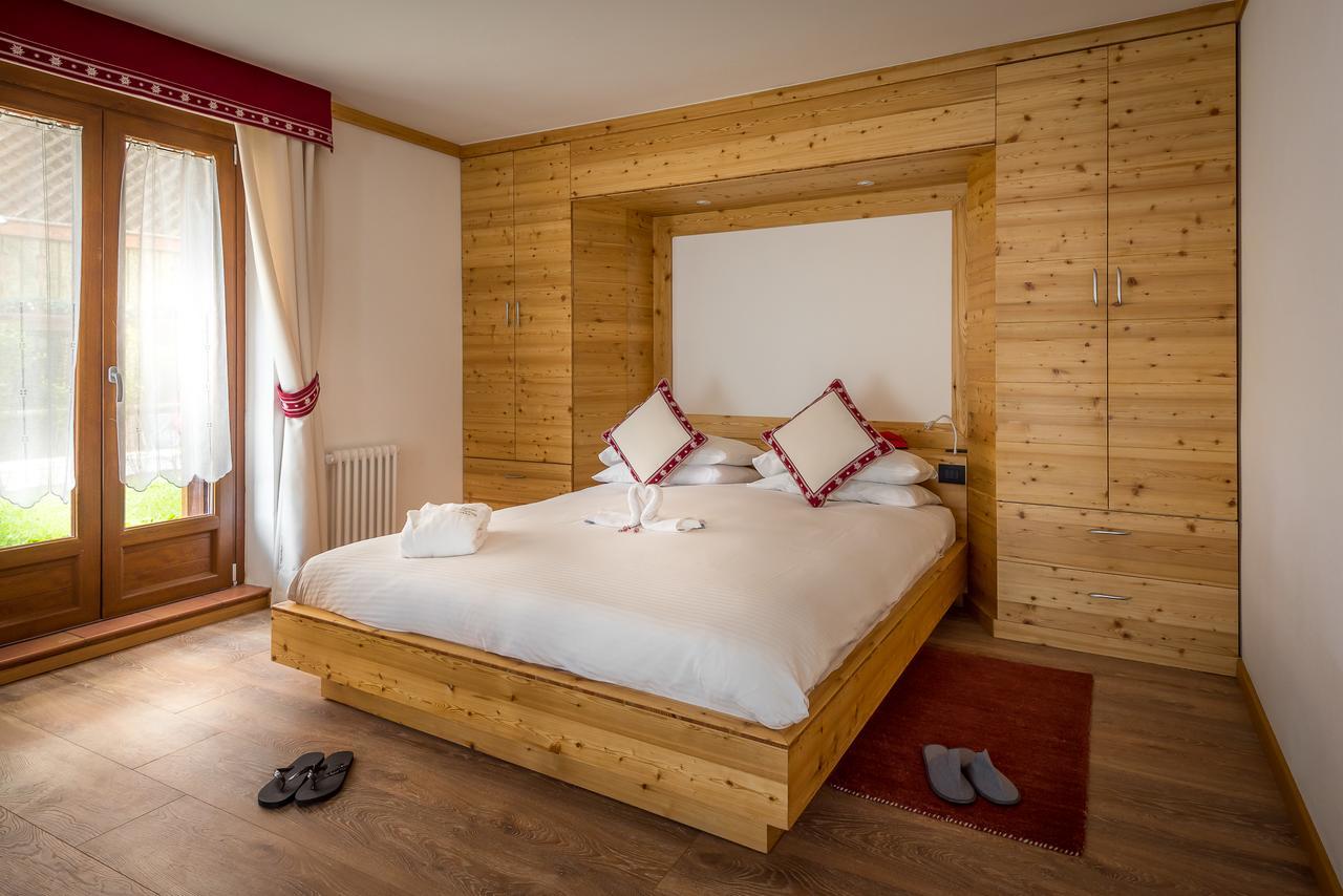 Hotel St. Raphael Мадона ди Кампильо Екстериор снимка
